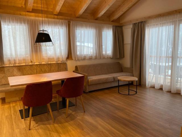 Les Ciases Chalets Dolomites San Vigilio Di Marebbe Eksteriør bilde