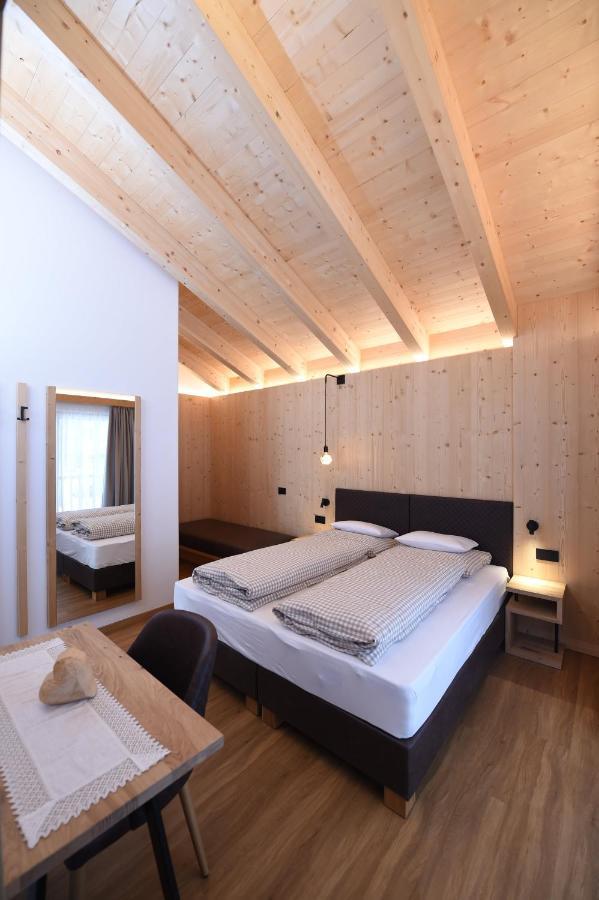 Les Ciases Chalets Dolomites San Vigilio Di Marebbe Eksteriør bilde