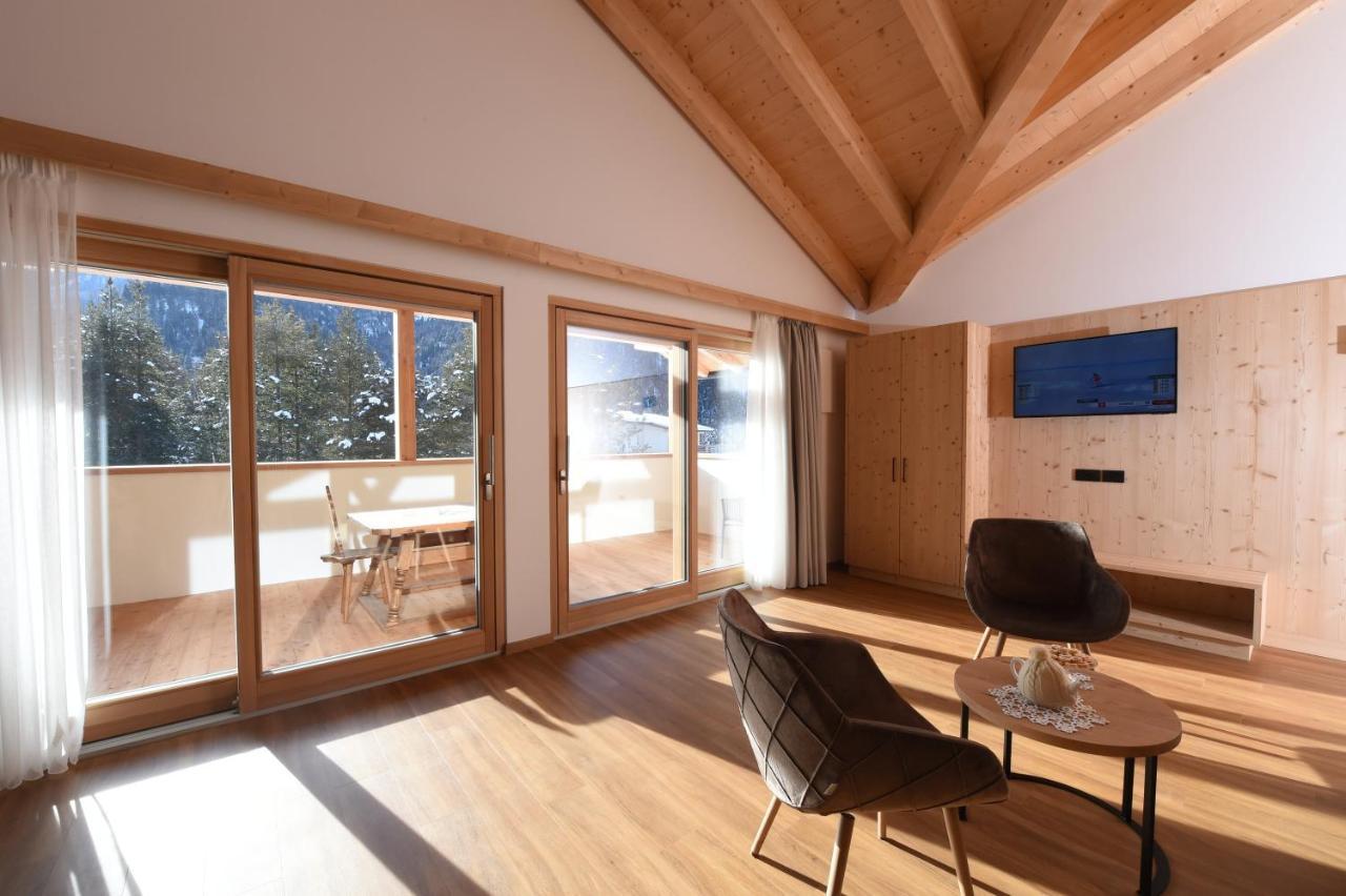 Les Ciases Chalets Dolomites San Vigilio Di Marebbe Eksteriør bilde